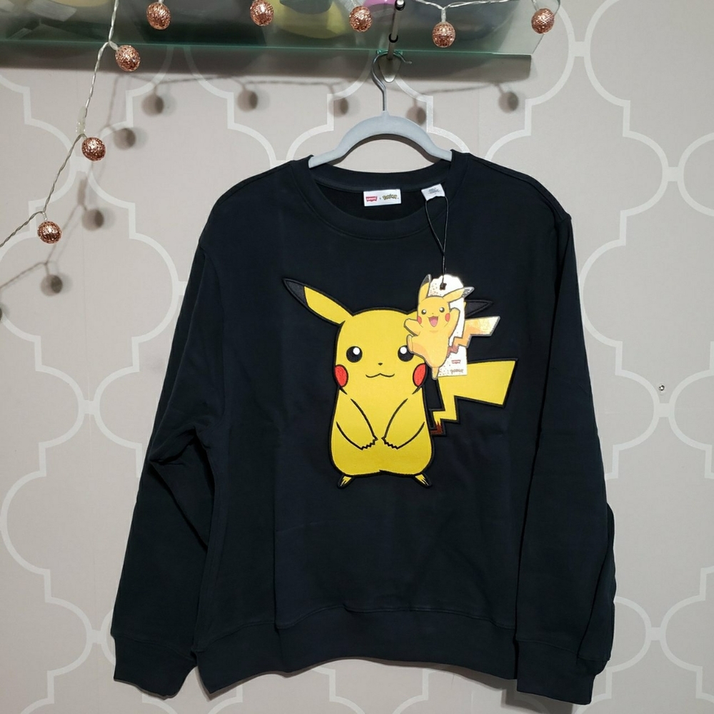 Levi's x Pokemon Happy Pikachu sweatshirt sz M